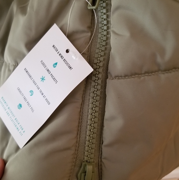 Sz 2 Torrid Sage Green Winter Coat w/Faux Fur Lined Hood - Picture 8 of 16